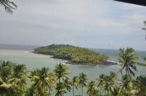 Ilha do Diabo, uma das três ilhas das Îles de Salut, na costa próxima à Kourou, na Guiana Francesa